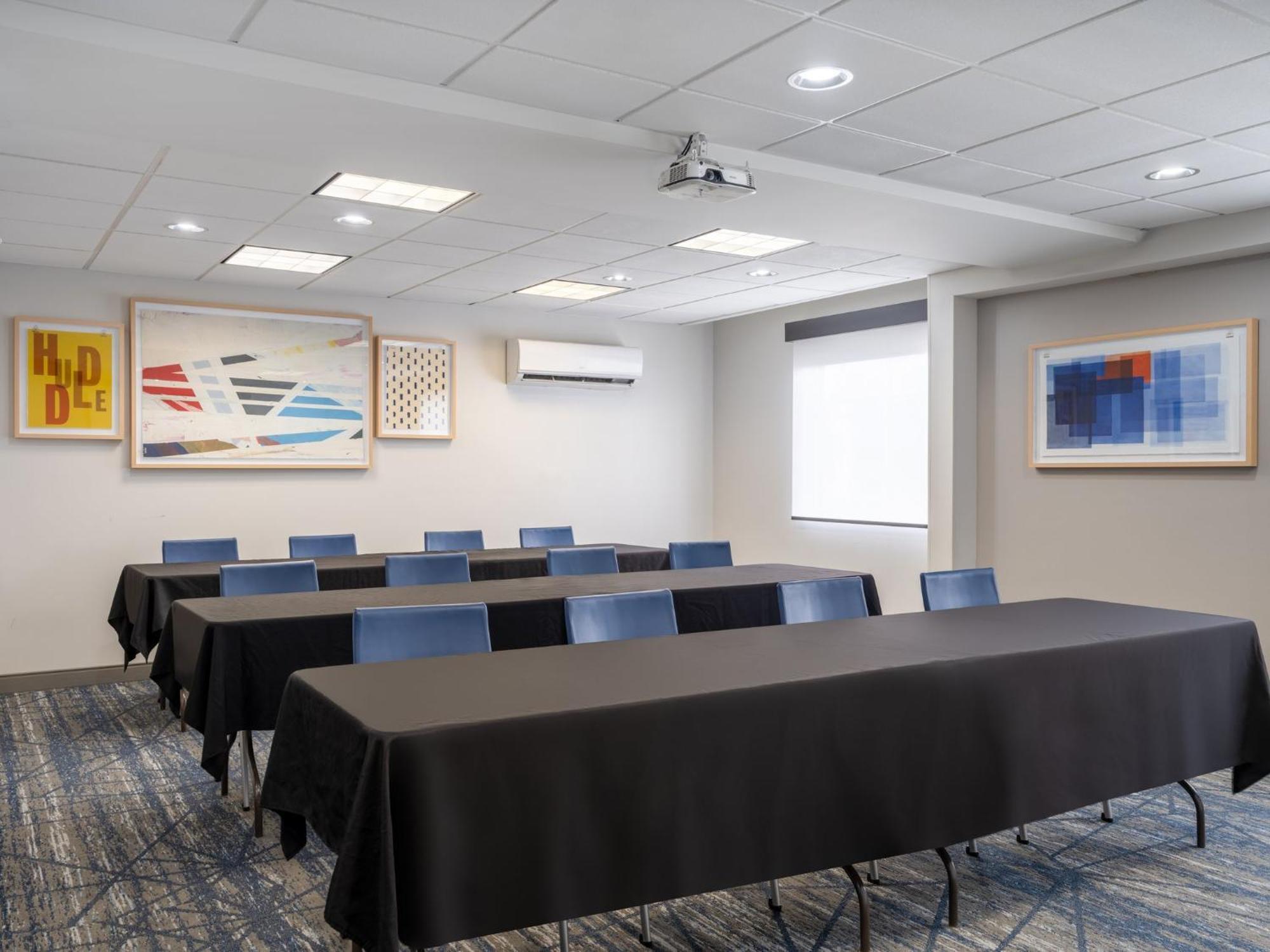 Holiday Inn Express Toledo North By Ihg מראה חיצוני תמונה