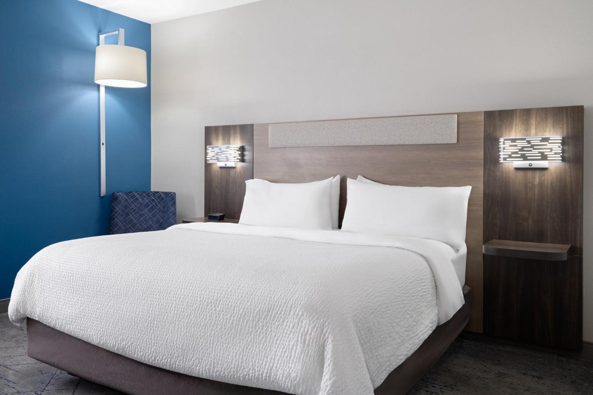 Holiday Inn Express Toledo North By Ihg מראה חיצוני תמונה